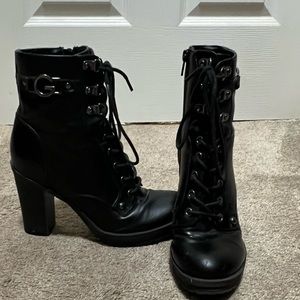 Black heeled boots